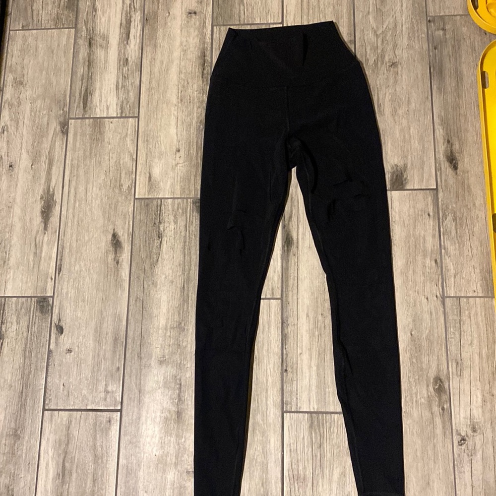 Black leggings